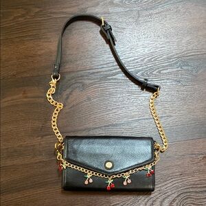 Stella & Max Black Leather Crossbody Wallet